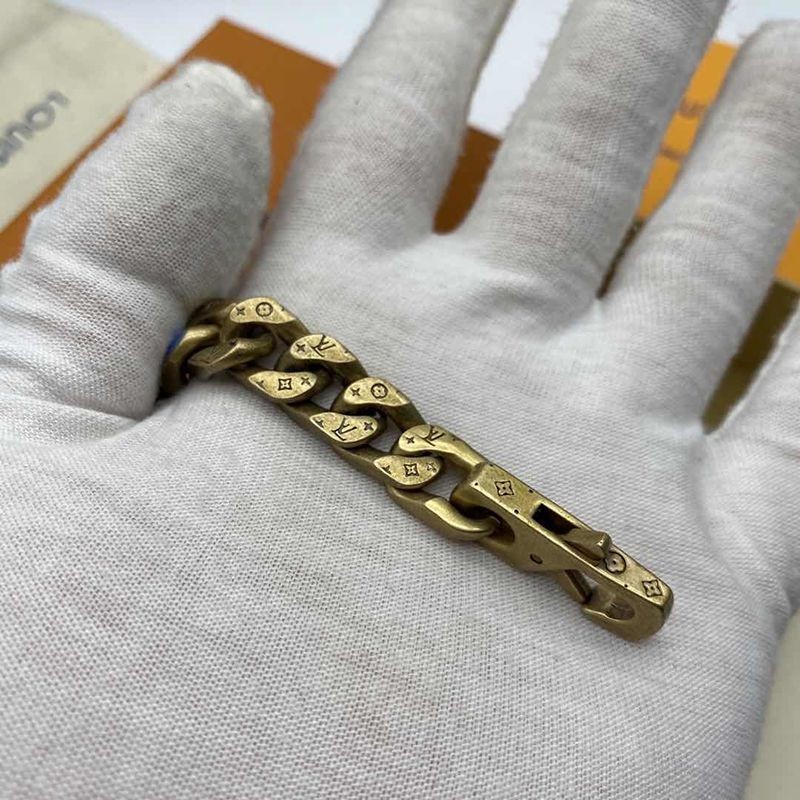 完売必至ルイヴィトン 偽物 コリエ・チェーンリンクス パッチーズ ストラス ネックレス vuf50285代引きを販売