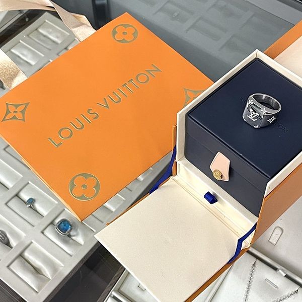 【完売必至】ルイヴィトン リング コピー モノグラム カーヴド vug34910通販