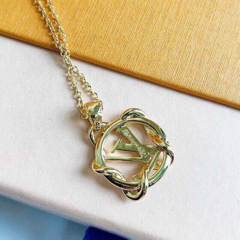 大人気!!新色ルイヴィトン LVロゴ ネックレス コピー vul93527最高級