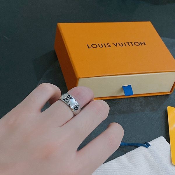 ルイヴィトン 偽物リング  モノグラム カーヴド vuq69898高い品質
