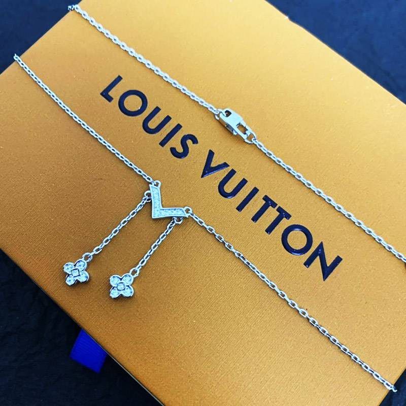 人気急上昇ルイヴィトン ネックレス 偽物 シルバー vus51218人気