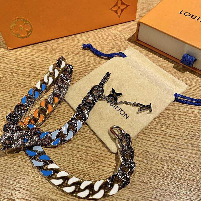 ★日本!!人気！ルイヴィトン コリエ・チェーンリンクス コピー パッチーズ ストラス ネックレス vuy47807高い品質