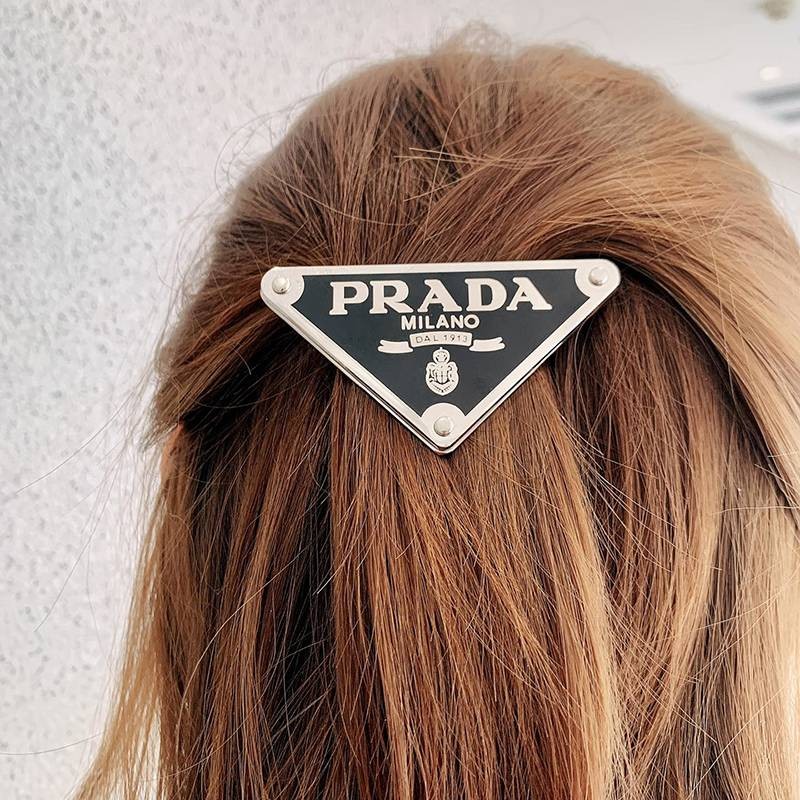 新作 プラダ ヘアクリップ スーパーコピー pun05174激安送料無料