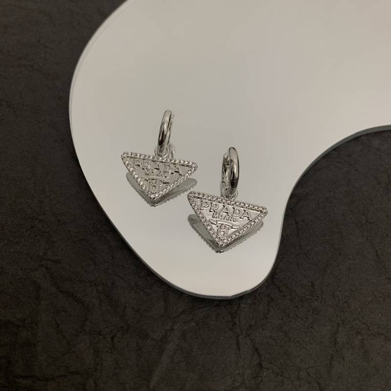 高品質♪♪♪ プラダ シンボル ピアス コピー puu54459高い品質