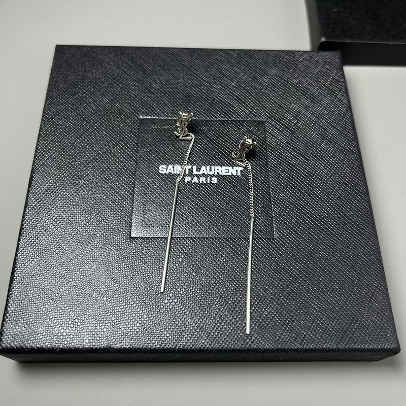 世界中で大人気♪サンローラン YSLスレッダー オピウム ロゴ ピアス 偽物 Sas47845高い品質