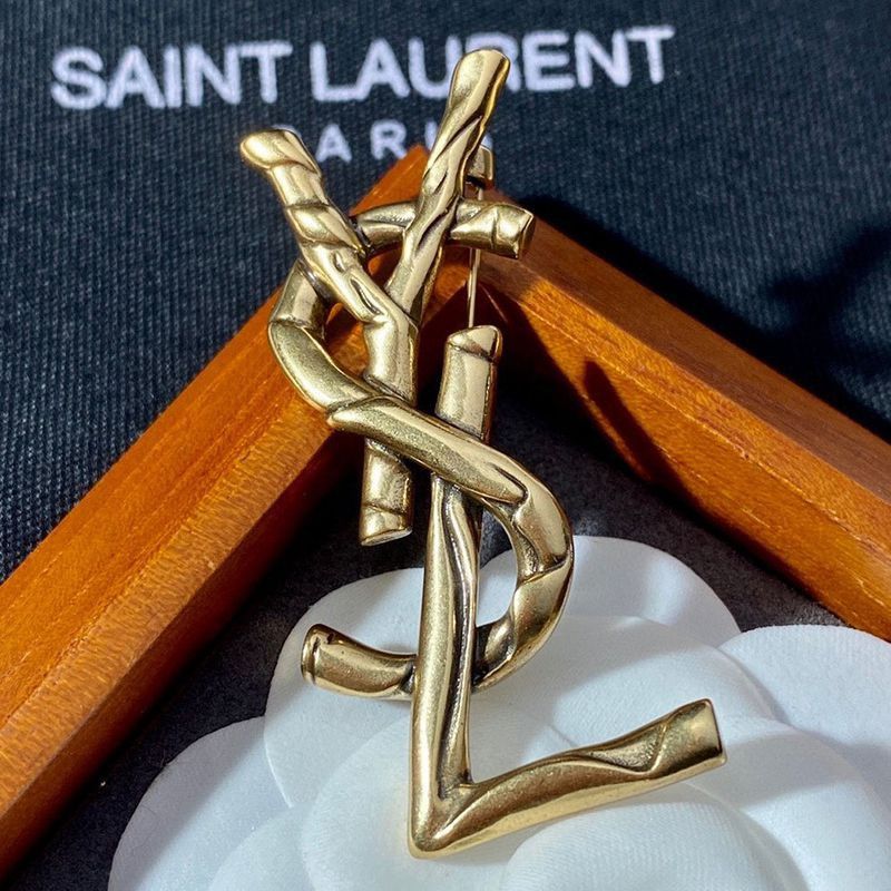 送料込【サンローラン】◆オピウム◆ YSL クロコダイル ブローチ スーパーコピー Sau06594高い品質