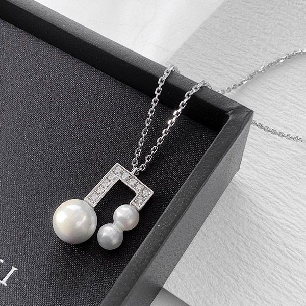 絶対欲しい！TASAKI スーパーコピー バランス ノート パヴェ ペンダント taf99716高い品質