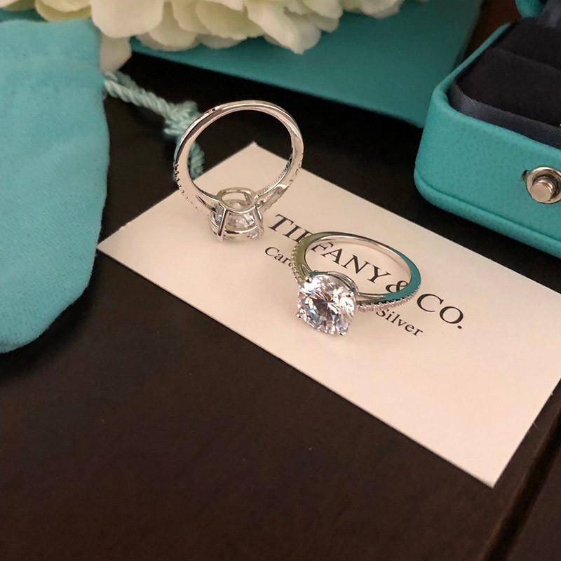 定番【Twiceサナさん着用】ティファニー Soleste 婚約指輪 リング 偽物 Tim50908人気