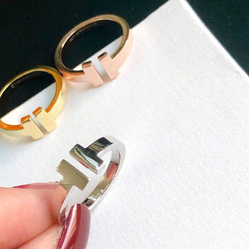 人気急上昇 ティファニー T ワイヤー リング 偽物 18K Tio45473最高級