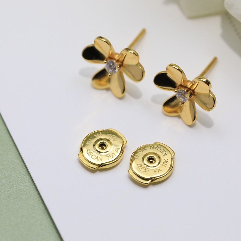 大人気!!新色 【ヴァンクリーフ&アーペル コピー】ラージフリヴォル ダイヤイヤリング/ピアス vag80428N級品