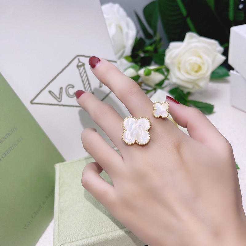 累積売上総額第１位！ヴァンクリーフ&アーペル アントレ レ ドア リング マジック アルハン VCARN05500通販