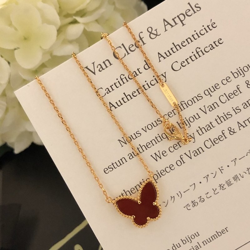 21AW新作 ヴァン クリーフアンドアーペル コピー アルハンブラ パピヨンペンダント vam42606N級品