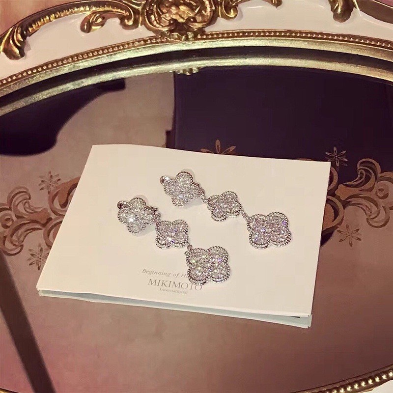 大人気!!新色 ヴァンクリーフ&アーペル マジックコピー アルハンブラ イヤリング、3モチーフVCARN9MR00