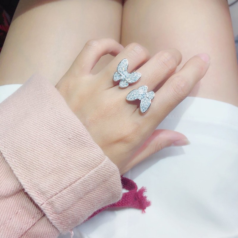 欲しい♡超限定♪ヴァンクリーフ&アーペル ドゥ パピヨン アントレ レ ドア リング vax90030最高級