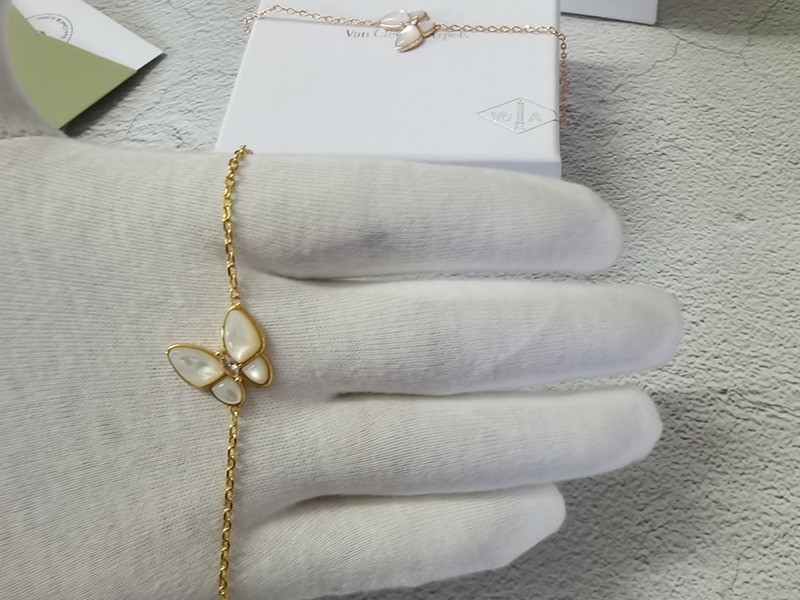可愛い ヴァンクリーフN級品
