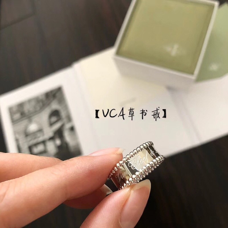 一目惚れ♪【ヴァンクリーフ&アーペル】 リング ホワイトゴールド VCARN32300通販