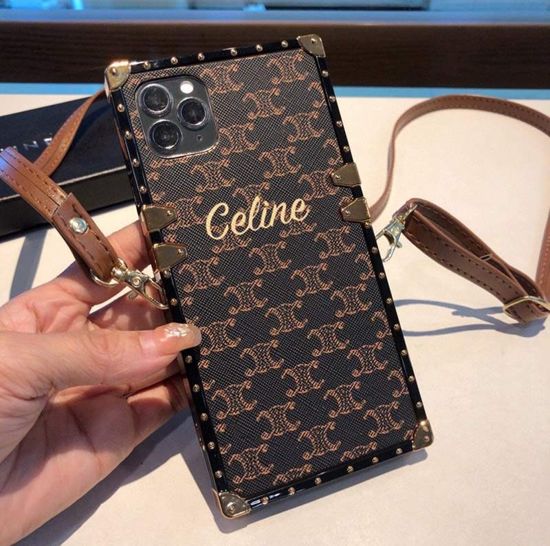 超話題!セリーヌ☆iPhone11/12 pro ケース 偽物♪ストラップ付き♪高品質 Ceb35719人気