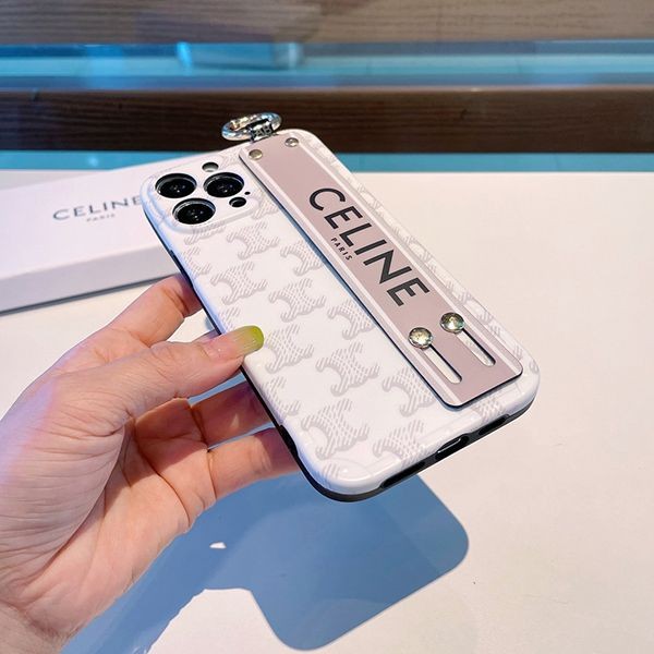 《大人気》セリーヌ ハンドストラップ付き iPhone ケース スーパーコピー Cek66147通販