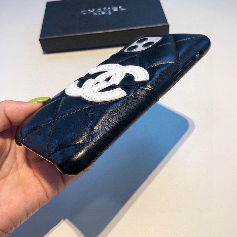 セール新作シャネル スマホケース iPhone11/12/13ケース 偽物 shg28800代引きを販売