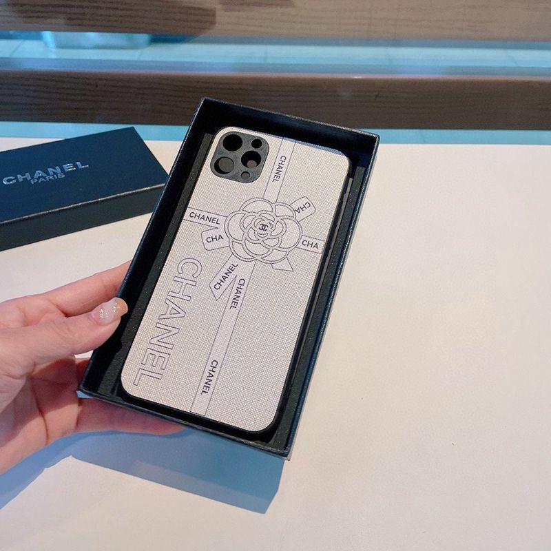 【日本未発売】シャネル iPhoneケース スーパーコピー スマホケースすぐ届く！ shm84953人気