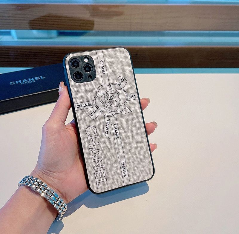 【日本未発売】シャネル iPhoneケース スーパーコピー スマホケースすぐ届く！ shm84953最高級