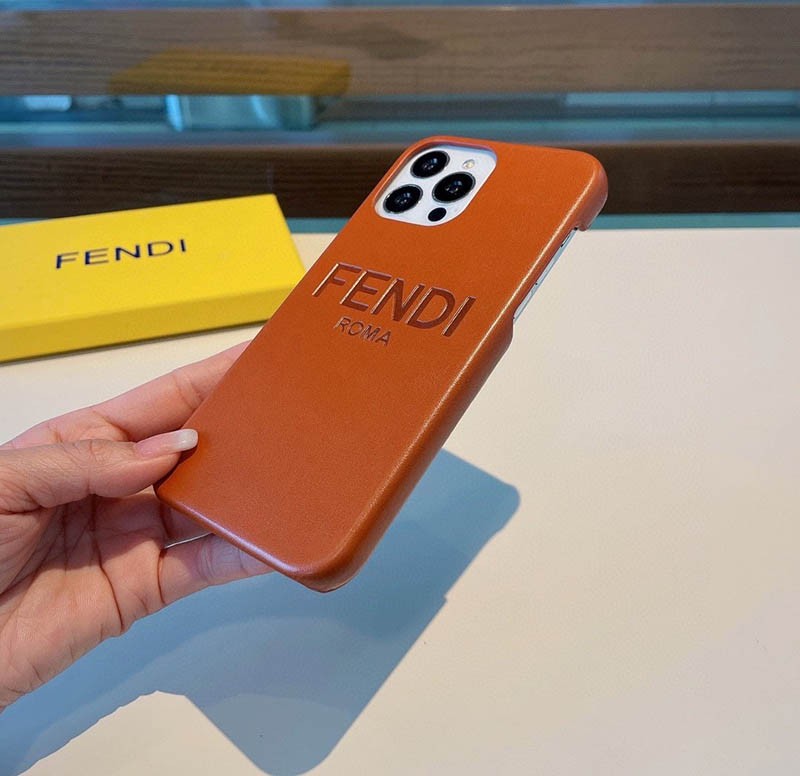 入手困難 【★フェンディ】iPhone 13/12/11Pro ケース 偽物 fea93484代引きを販売