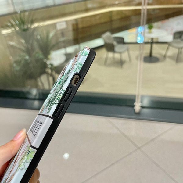 注目度抜群！グッチ iPhone14 コピー/13/12ケース gua44462人気
