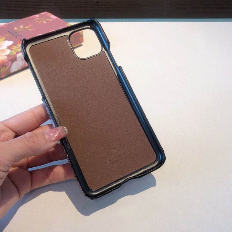 大人気!!新色グッチ ディズニーコラボ ドナルドダック iPhoneケース 偽物 gub66546激安送料無料