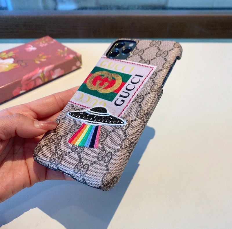 完売必至グッチ スマホケース スーパーコピー オフィディア iPhoneケース gum67046高い品質