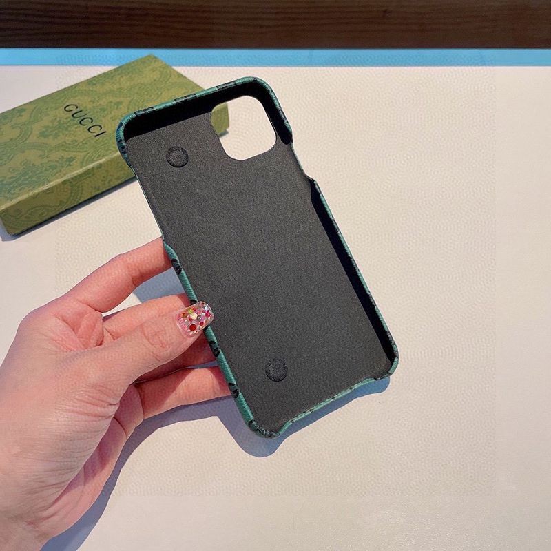 争奪戦グッチ スーパーコピー iPhoneケース オフィディア スマホケース gun96050N級品