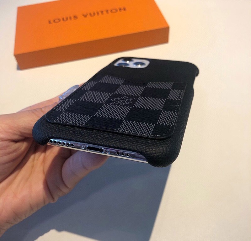 関税なしルイヴィトン ダミエ グラフィット偽物 IPHONE13/12/11/Pro バンパー vup70181N級品