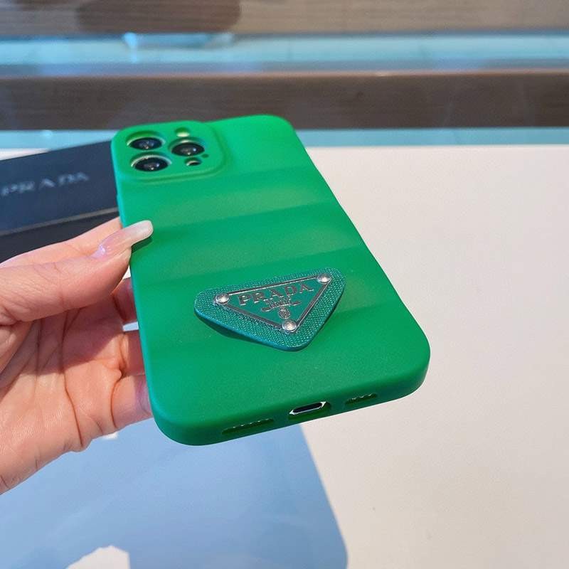 ★日本!!人気！プラダ トライアングルロ iPhone12/13/proケース偽物 pua03623激安送料無料