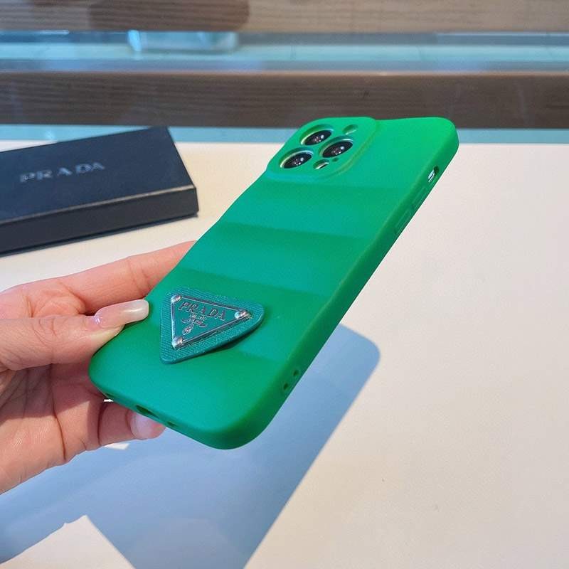 ★日本!!人気！プラダ トライアングルロ iPhone12/13/proケース偽物 pua03623高い品質