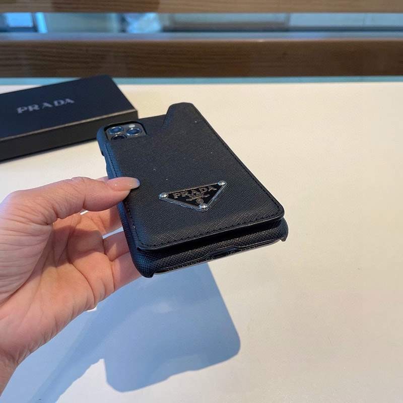 希少 プラダ トライアングルロ iPhone11/12/proケース コピー ギフトに最適♪ pua54878高い品質
