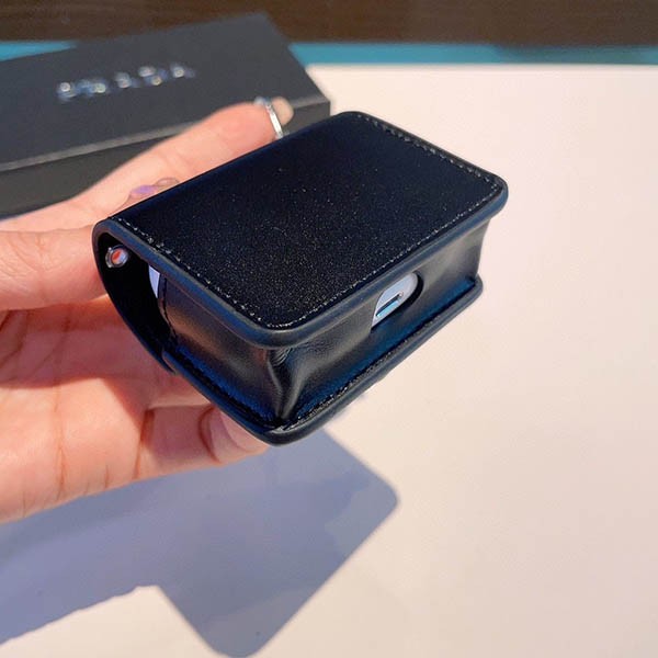 プラダ サフィアーノレザー AirPods Pro ケース スーパーコピー puh84642代引きを販売