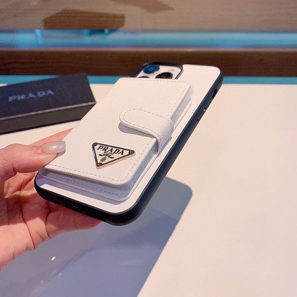 大人気!!新色 プラダ iphone14 コピー/13/12ケース pul23656代引きを販売