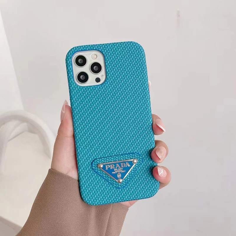 送料込 プラダ ケース スーパーコピー トライアングルロ レザーiPhone12/proケース pul86663高い品質