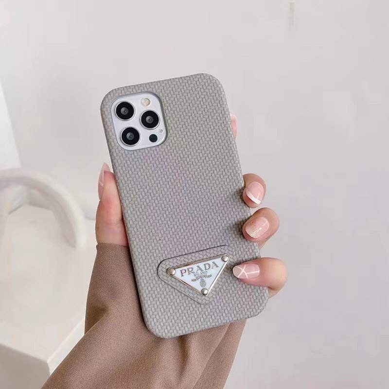 送料込 プラダ ケース スーパーコピー トライアングルロ レザーiPhone12/proケース pul86663人気
