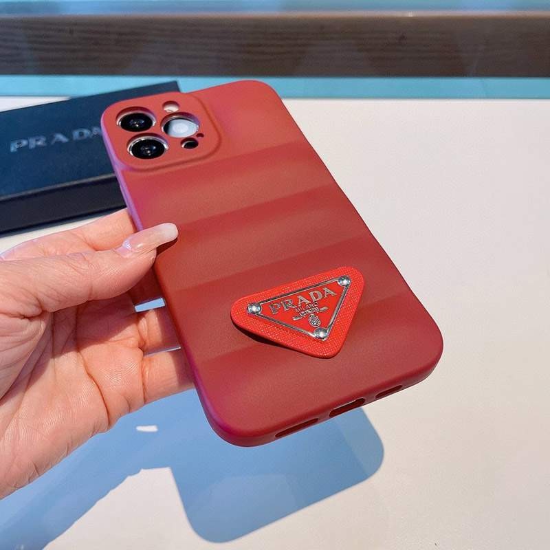 希少色 プラダ iPhoneケース 偽物 トライアングルロ iPhone12/13/proケース pum54136代引きを販売