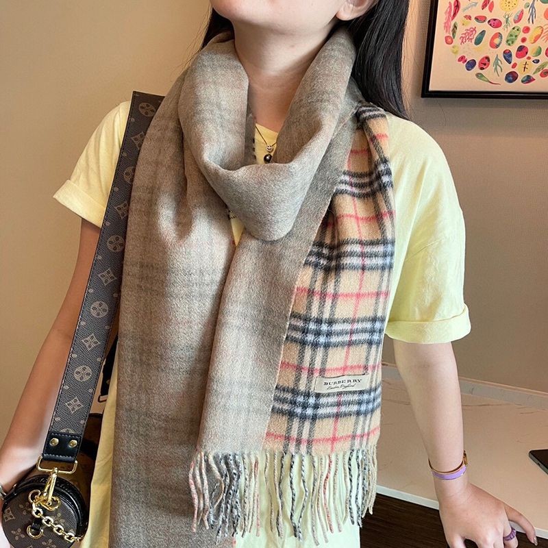 定番バーバリー 偽物 リバーシブル チェック カシミアスカーフ Bab25216通販