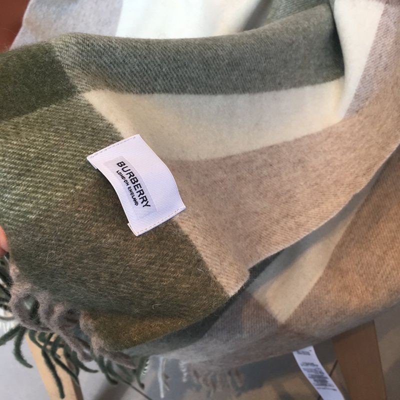 定番バーバリー クラシック カシミヤ チェック マフラー 偽物 Bax05884高い品質