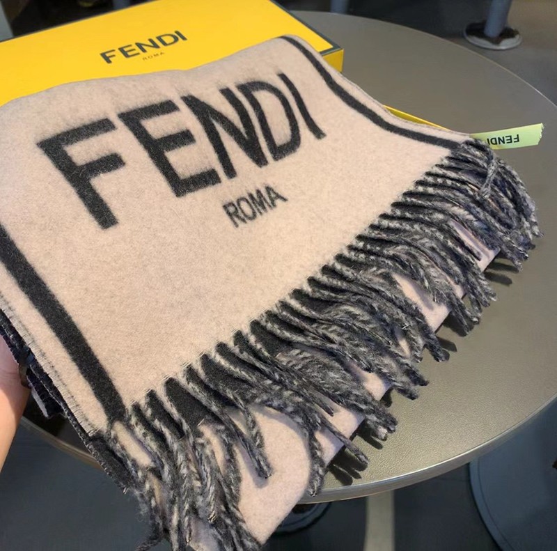 超話題!フェンディ マフラー コピー スカーフ ウール インターシャ タッセル fen37688激安送料無料