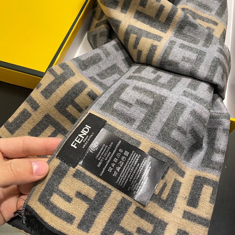 人気急上昇フェンディ マフラー コピー スカーフ ウール インターシャ タッセル fez18284N級品