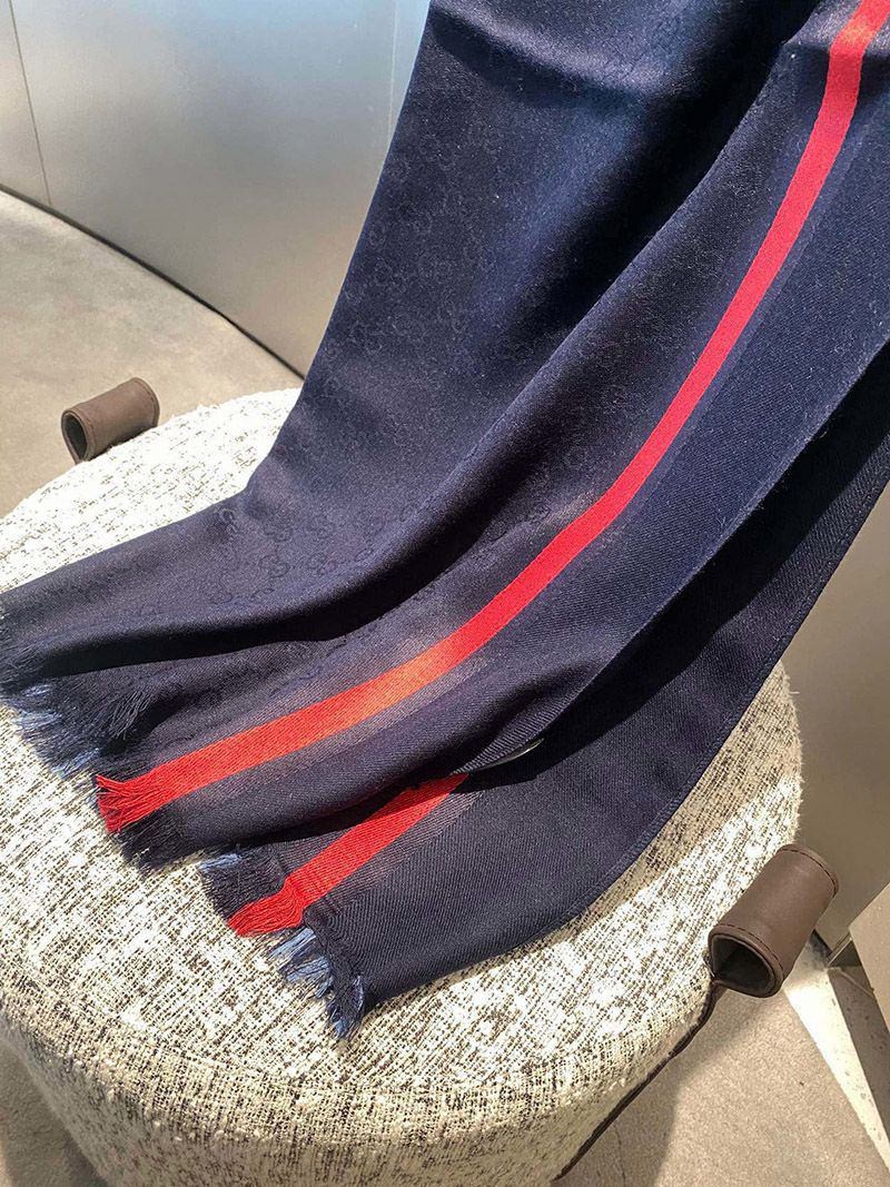 超希少！グッチ グラフィックストライプ カシミヤスカーフ guc35967高い品質