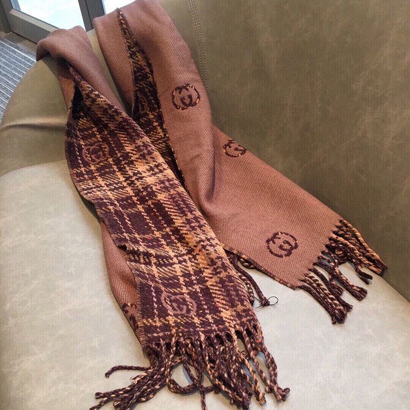 争奪戦 グッチ チェック カシミヤ スカーフ gue81533N級品