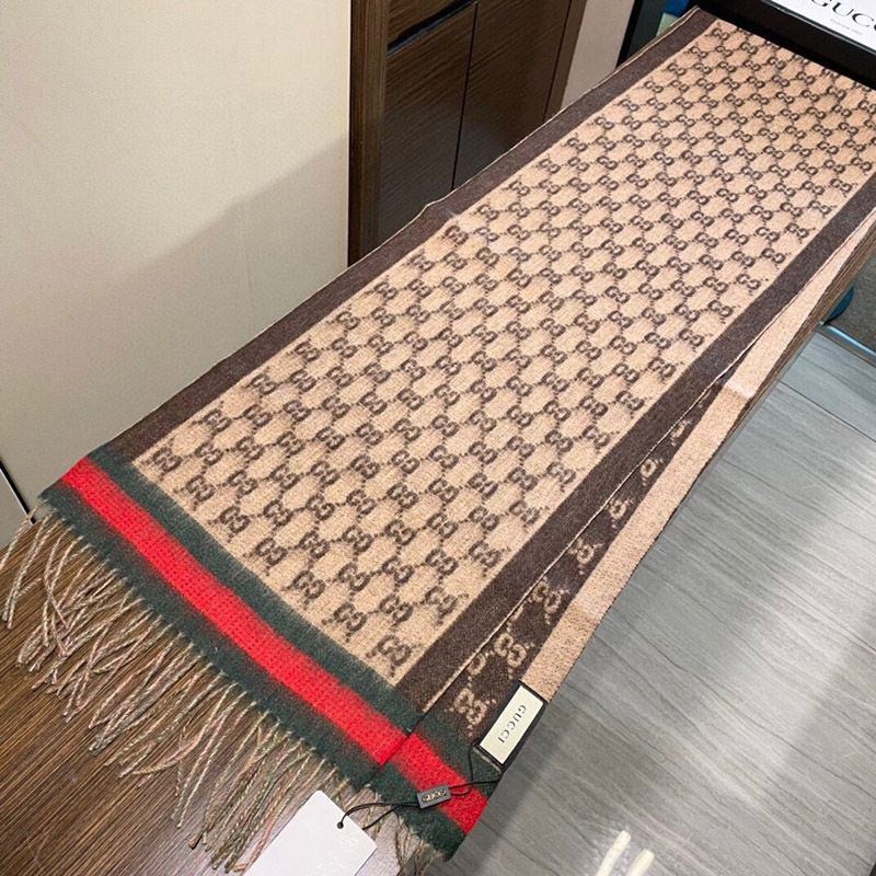 可愛い グッチ 男女OK!GGマーク 偽物 ストライプ ウールマフラー guf78761最高級
