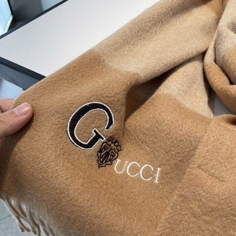 ★日本!!人気！グッチ グラフィックカシミヤスカーフコピー gug00965N級品