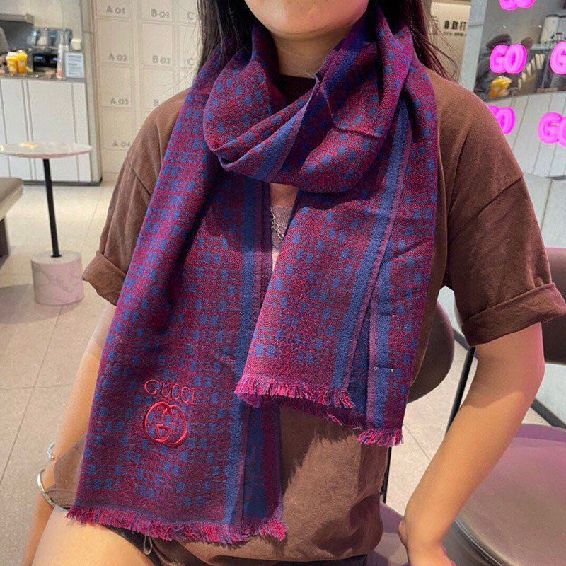 定番 グッチ グラフィックカシミヤスカーフ 偽物 gul58233通販
