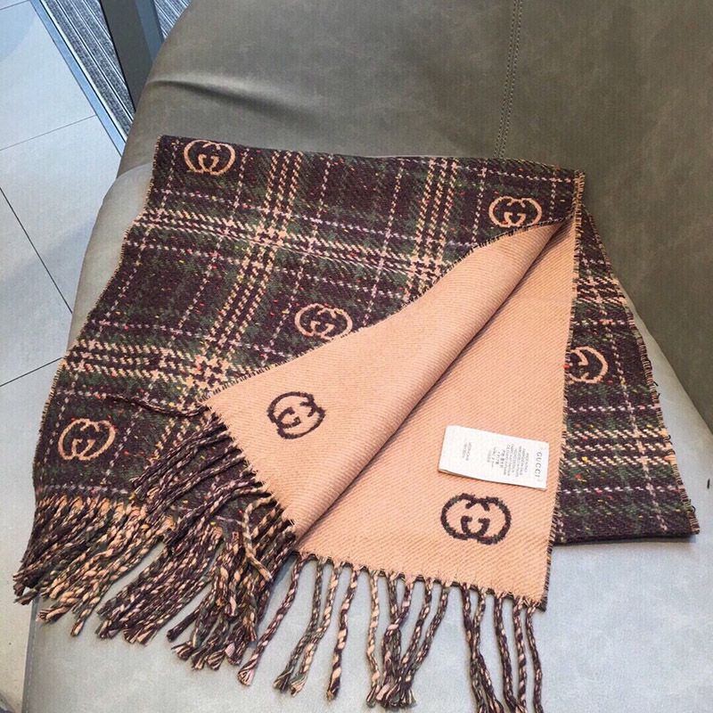 目を惹くカラー グッチ チェック カシミヤ スカーフ gus90494高い品質