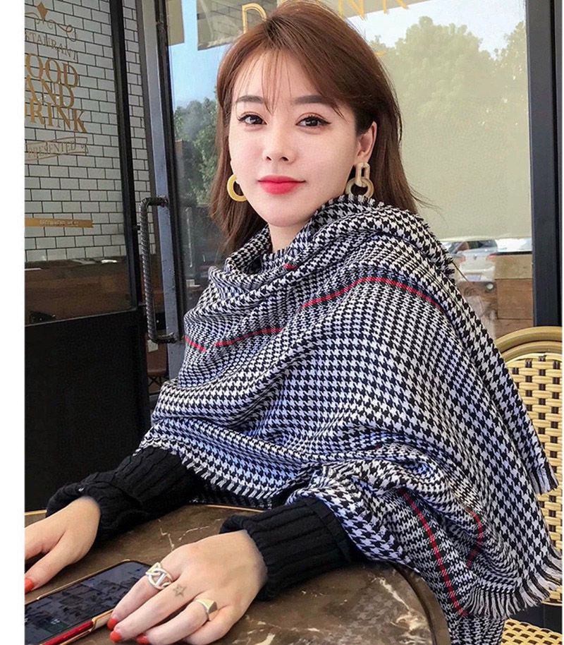 ★日本!!人気！グッチ 千鳥柄 カシミヤスカーフ guw27909品質保証
